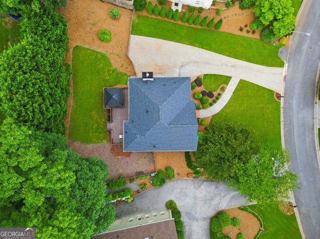 906 Spring Valley, Woodstock, GA 30189