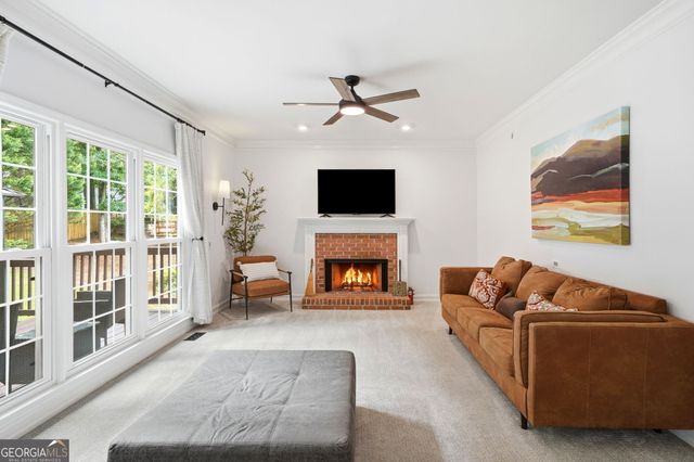 906 Spring Valley, Woodstock, GA 30189