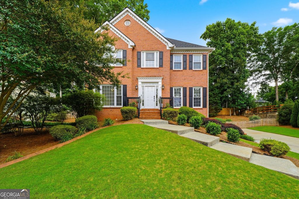 906 Spring Valley, Woodstock, GA 30189