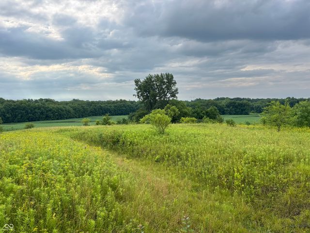 5130 S The Farm Road, Rushville, IN 46173