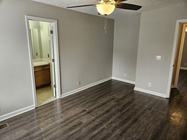 2015 Bradyville Pike, Murfreesboro, TN 37130