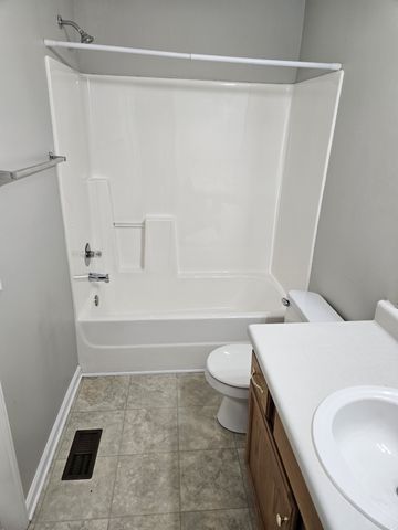 2015 Bradyville Pike, Murfreesboro, TN 37130