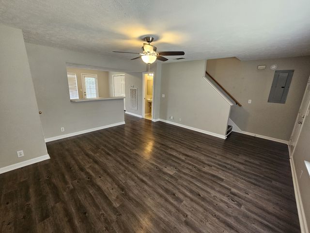 2015 Bradyville Pike, Murfreesboro, TN 37130