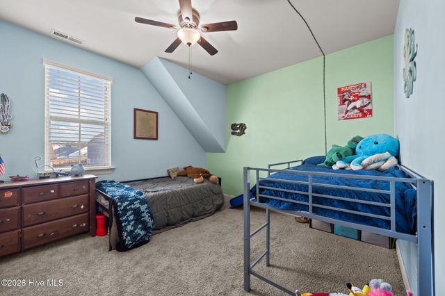 105 Hampton Drive, Holly Ridge, NC 28445