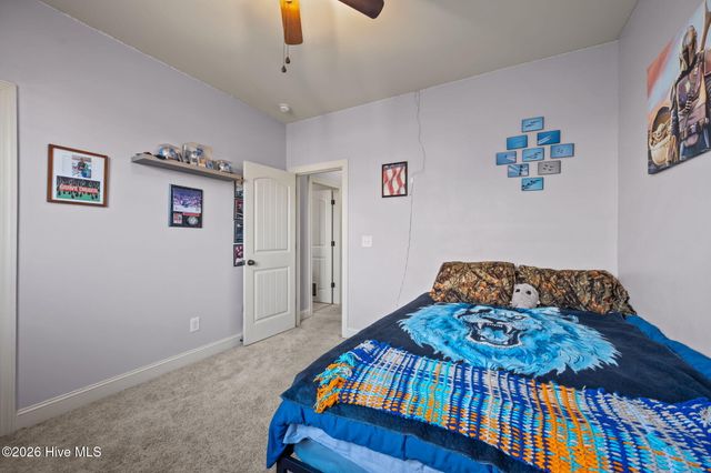 105 Hampton Drive, Holly Ridge, NC 28445