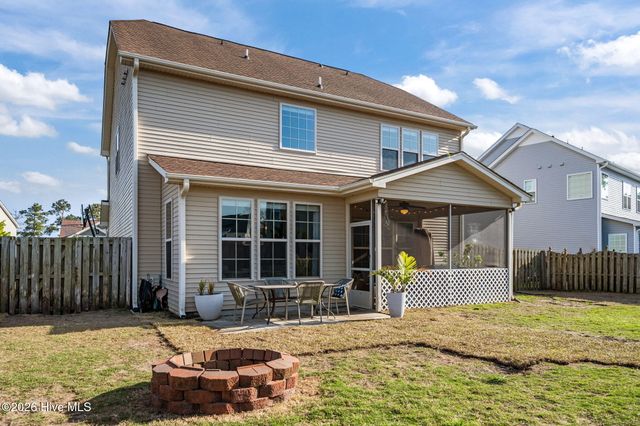 105 Hampton Drive, Holly Ridge, NC 28445