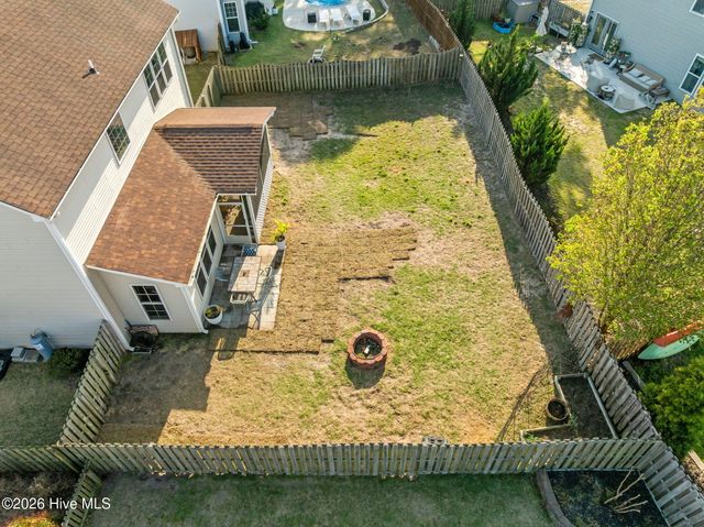 105 Hampton Drive, Holly Ridge, NC 28445