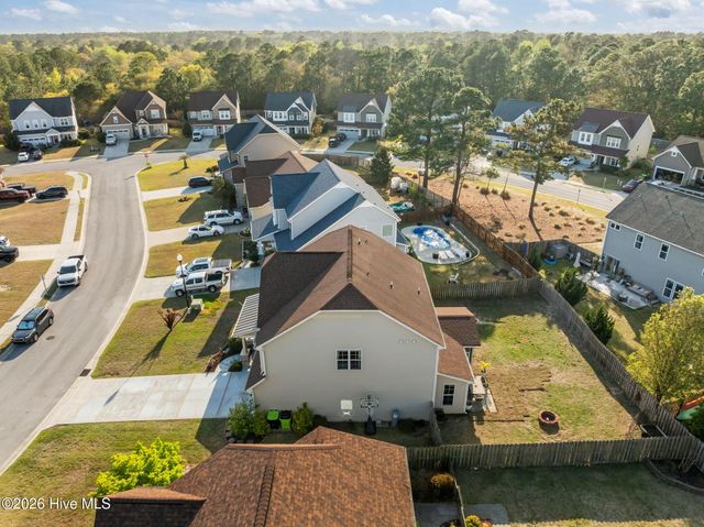 105 Hampton Drive, Holly Ridge, NC 28445