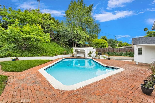 1525 Garden Street, Redlands, CA 92373