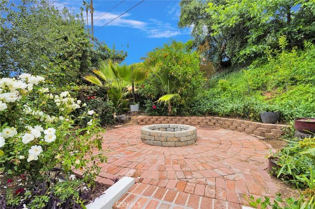 1525 Garden Street, Redlands, CA 92373