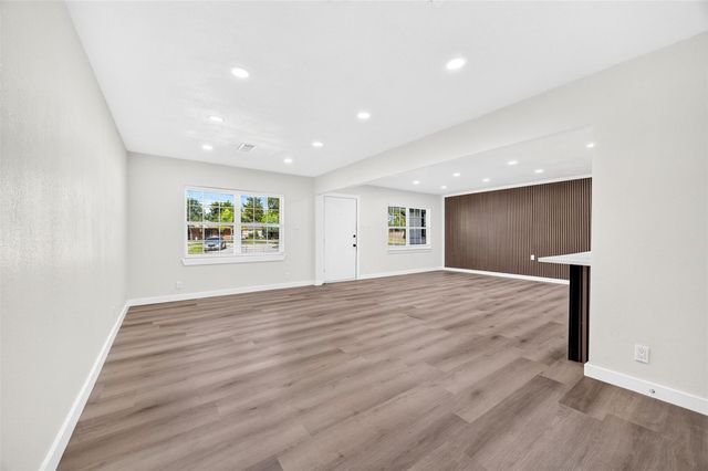 1202 Dogwood Drive, Pasadena, TX 77506