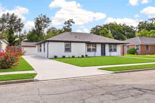 1202 Dogwood Drive, Pasadena, TX 77506