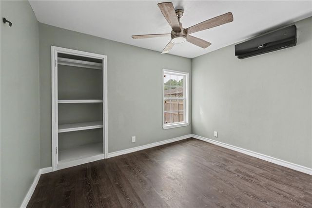 2729 Elizabeth St, Corpus Christi, TX 78404