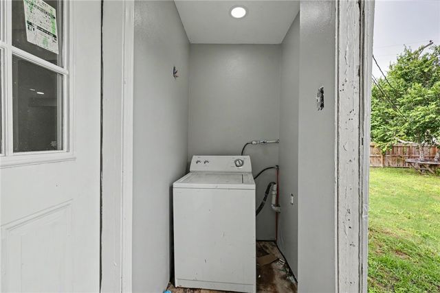 2729 Elizabeth St, Corpus Christi, TX 78404