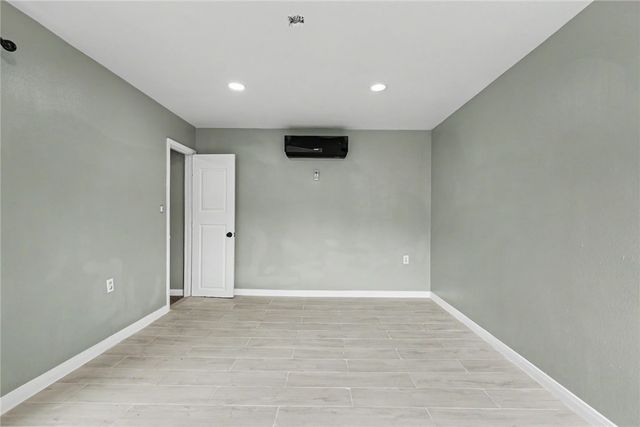 2729 Elizabeth St, Corpus Christi, TX 78404