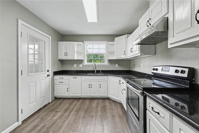 2729 Elizabeth St, Corpus Christi, TX 78404
