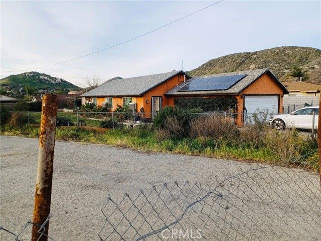 18837 6th, Bloomington, CA 92316