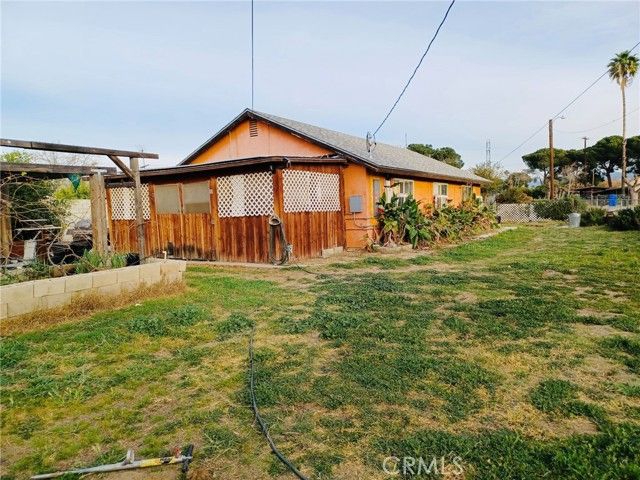 18837 6th, Bloomington, CA 92316
