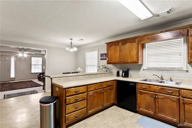 7709 Thompsons, Northport, AL 35473