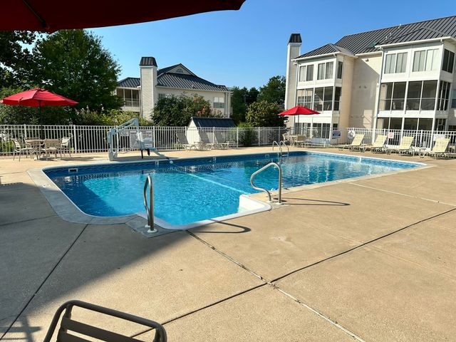 195 Meadow Brook Lane 3-3, Branson, MO 65616