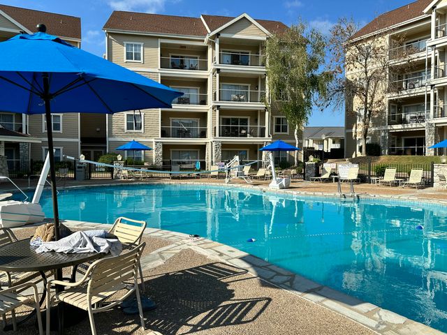 195 Meadow Brook Lane 3-3, Branson, MO 65616