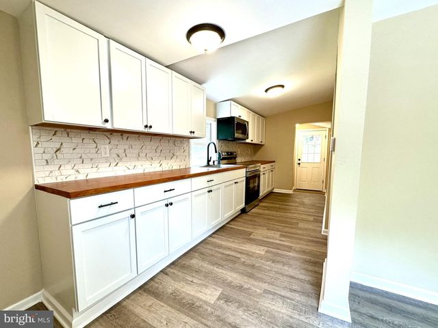 645 PARK ST, Manchester, PA 17345