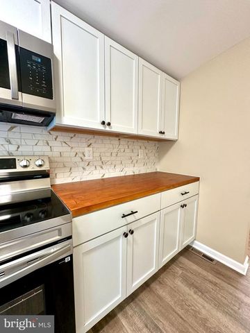 645 PARK ST, Manchester, PA 17345