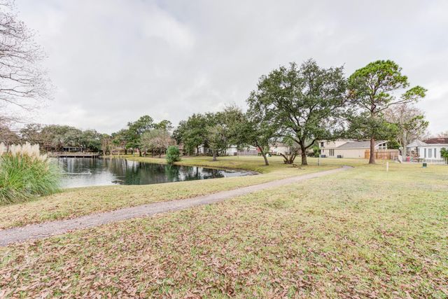 0 E Circle Drive, Houston, TX 77071