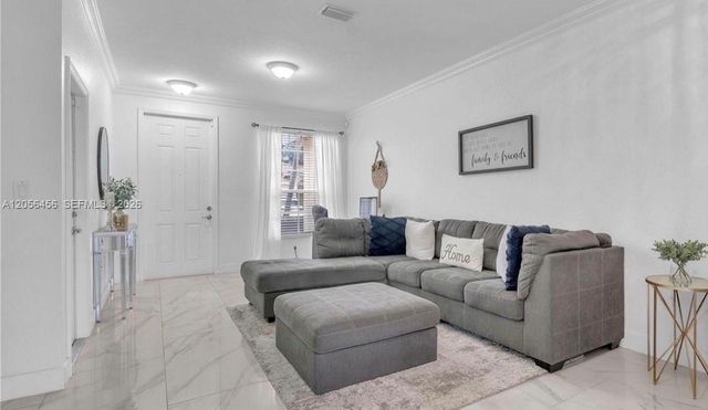 3247 NW 31st Terrace, Oakland Park, FL 33309