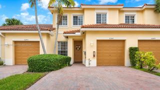 3247 NW 31st Terrace, Oakland Park, FL 33309