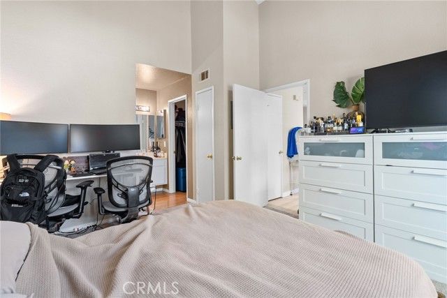 24496 Valle Del Oro 204, Newhall (santa Clarita), CA 91321