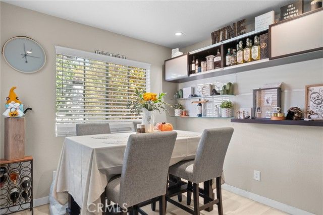 24496 Valle Del Oro 204, Newhall (santa Clarita), CA 91321