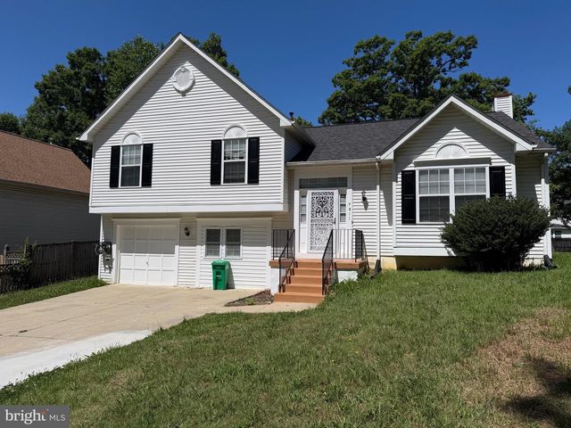 7211 MOUNT FOREST TER, District Heights, MD 20747