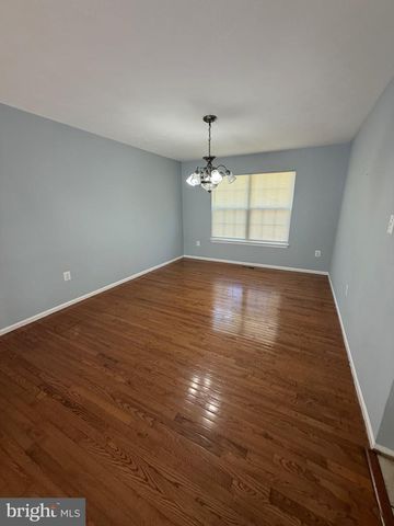7211 MOUNT FOREST TER, District Heights, MD 20747