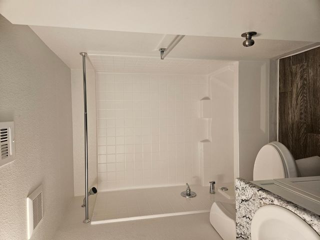 1241 E Cinnabar Avenue 102A, Phoenix, AZ 85020