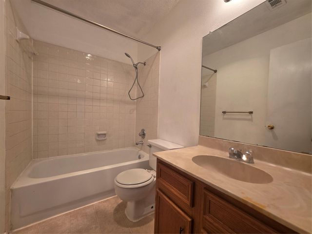 8818 Clearbrook TRL, Austin, TX 78729