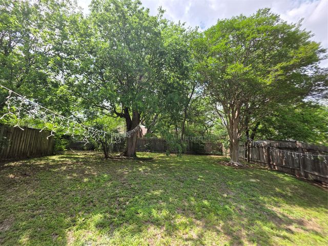 8818 Clearbrook TRL, Austin, TX 78729
