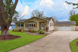 2767 Oakwood Lane, St. Joseph, MI 49085