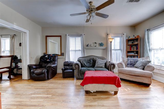 121 E 32nd Street, Houston, TX 77018