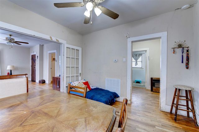 121 E 32nd Street, Houston, TX 77018