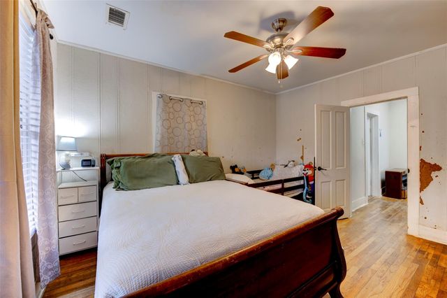 121 E 32nd Street, Houston, TX 77018