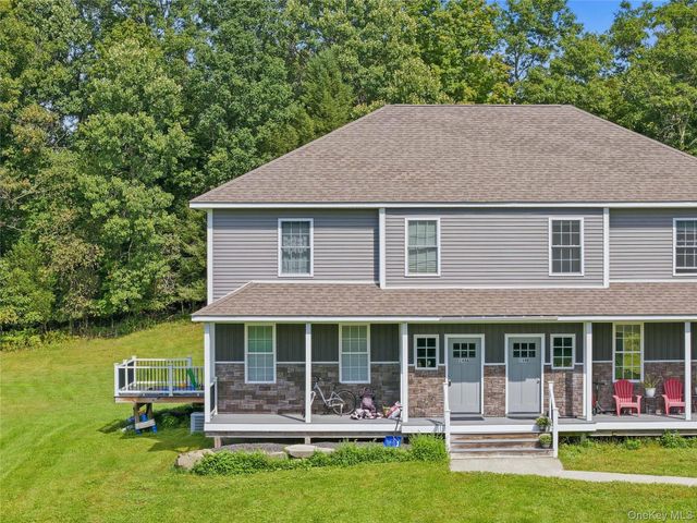 148 Pancake Hollow Road A, Highland, NY 12528