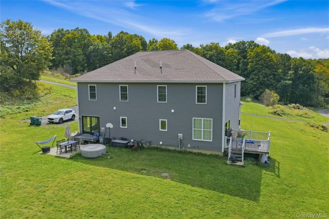 148 Pancake Hollow Road A, Highland, NY 12528