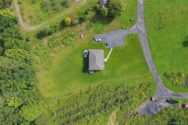 148 Pancake Hollow Road A, Highland, NY 12528
