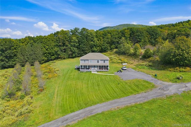 148 Pancake Hollow Road A, Highland, NY 12528