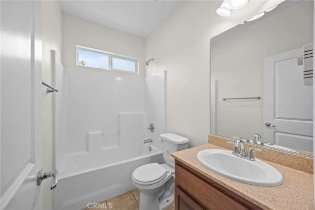 6974 Stanza Court, Fontana, CA 92336