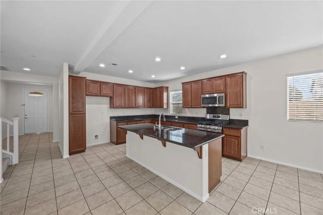 6974 Stanza Court, Fontana, CA 92336