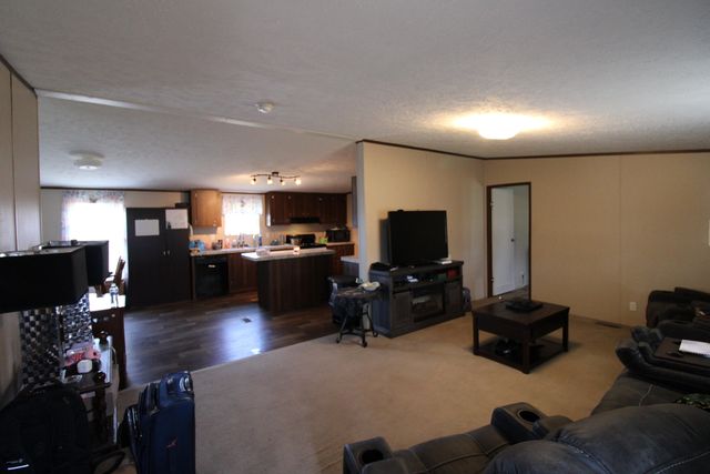 21 James Street, Williamstown, KY 41097