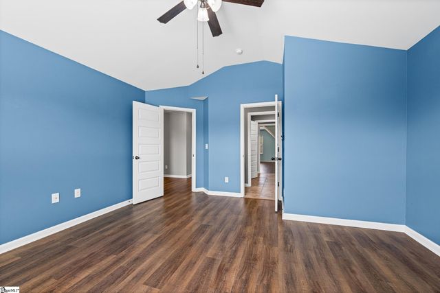 214 E Longfield Lane, Woodruff, SC 29388