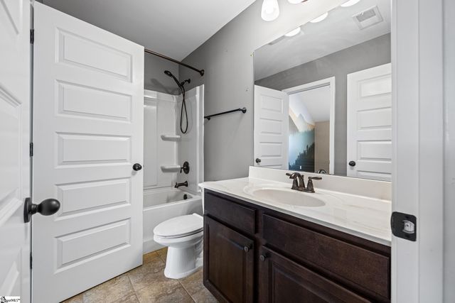 214 E Longfield Lane, Woodruff, SC 29388